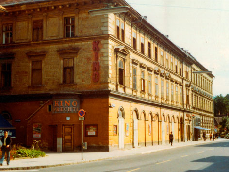 Prechtlkino Klagenfurt von außen 1970