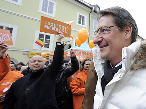 Josef Bucher bei der Wahlabschlussveranstaltung des BZÖ