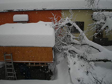 Villach Schnee Müllwagen