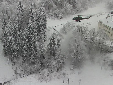 Bundesheer Helikopter Schnee