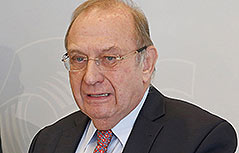 Bernd Christian Funk HCB Kommission