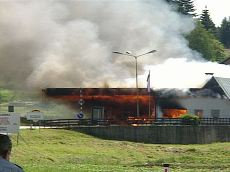 Brennendes Zollhaus 1991